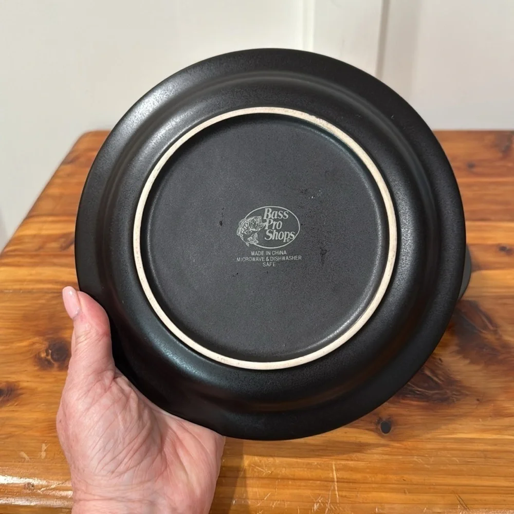 Bass Pro Shops Moose Tracks Tree Salad Side Plates Set of 2